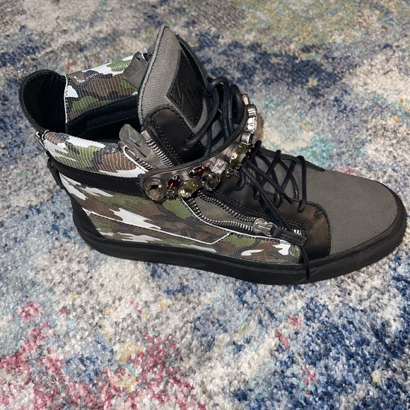 Men Giuseppi Zanotti Camo Sneakers - Picture 2 of 8